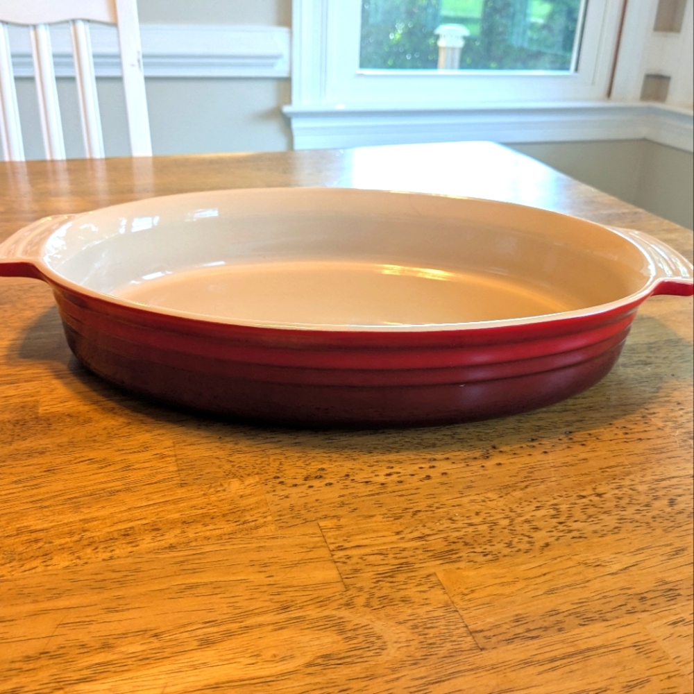 LeCreuset Red Casserole Dish 9x13 Oval Cerise Signature Enamel Cast Iron Gratin